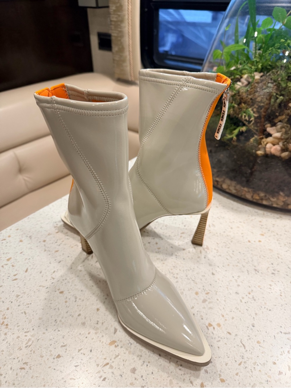Fendi Patent Mid-Calf Pointed Toe Boots in Cream with Orange Zip - Picture 2 of 8
